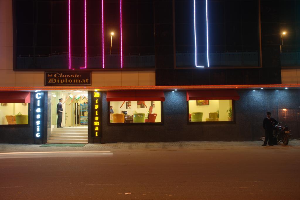 Hotel Classic Diplomat New Delhi Luaran gambar
