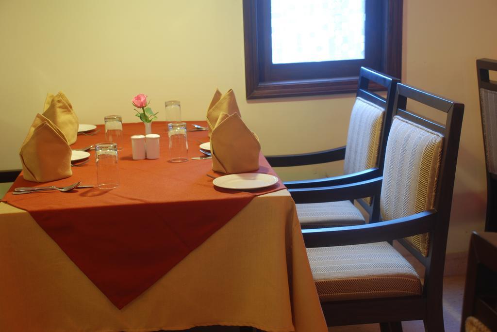 Hotel Classic Diplomat New Delhi Luaran gambar
