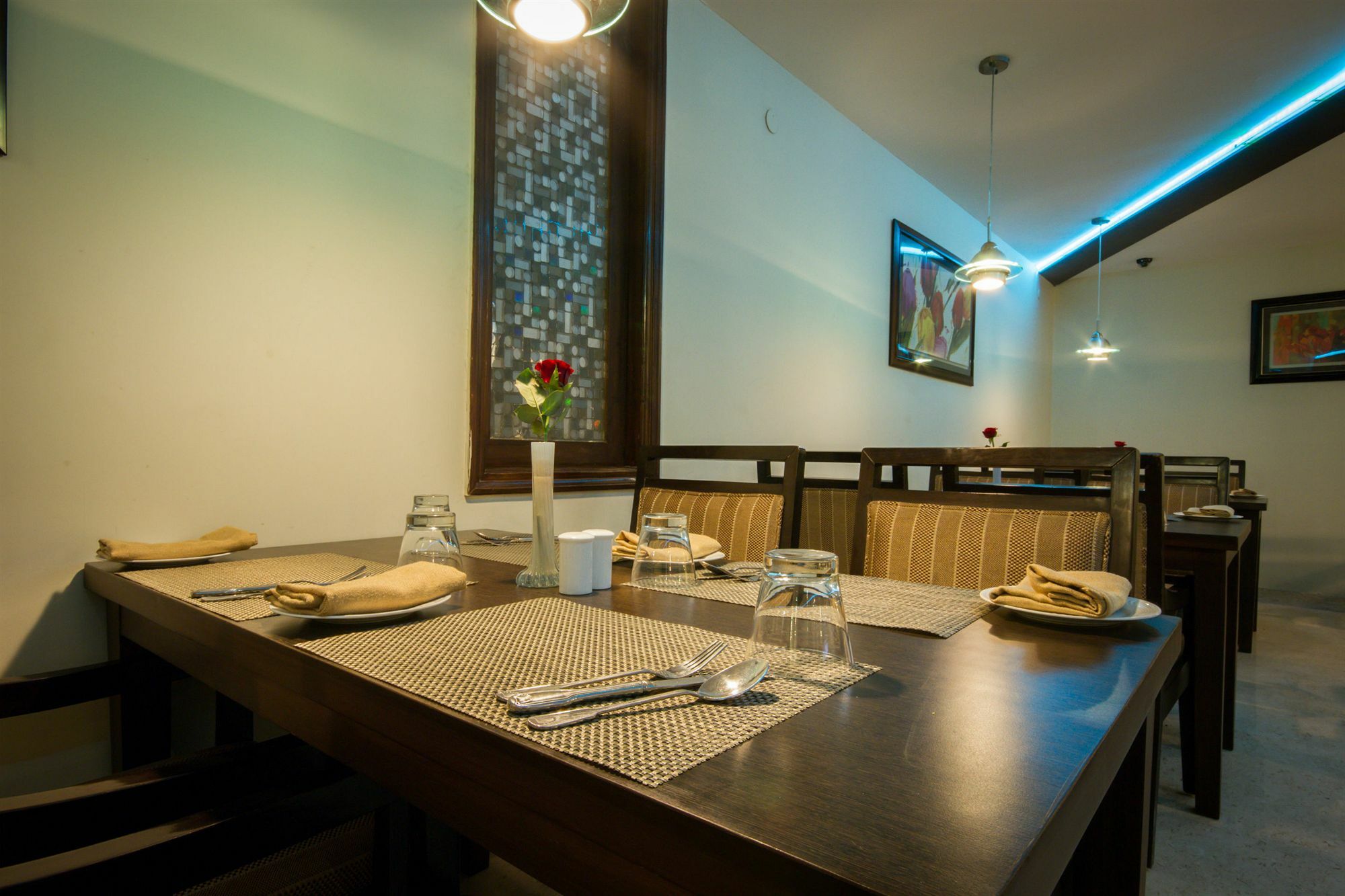 Hotel Classic Diplomat New Delhi Restoran gambar